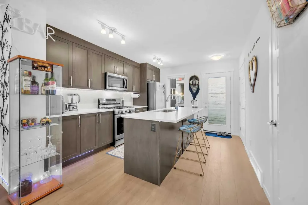 474 Seton Circle SE Calgary AB T3M 3P6