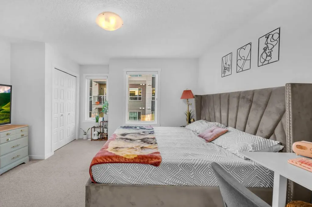 474 Seton Circle SE Calgary AB T3M 3P6