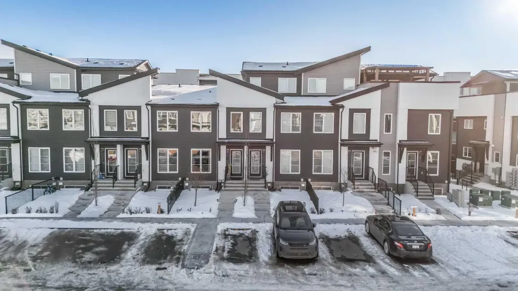 474 Seton Circle SE Calgary AB T3M 3P6