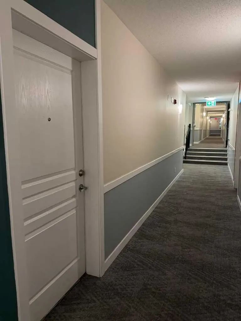 48 Panatella Road NW Calgary AB T3K 0V4