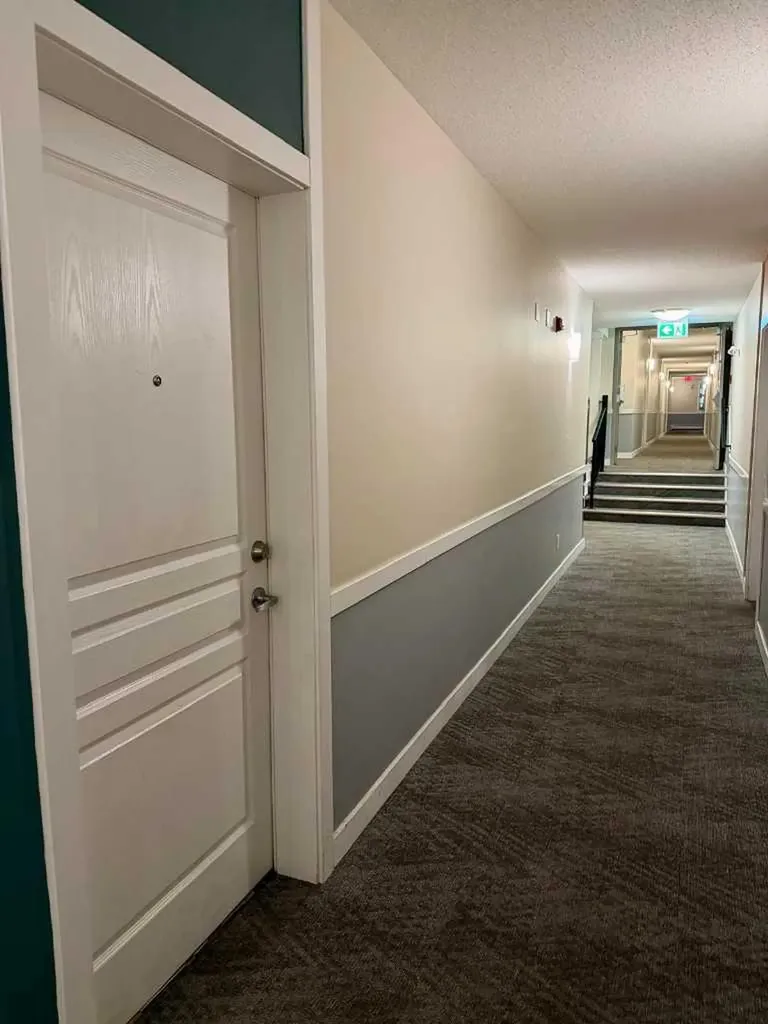 48 Panatella Road NW Calgary AB T3K 0V4