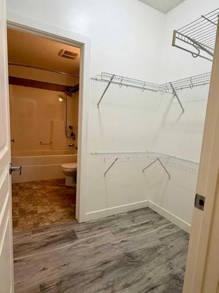 48 Panatella Road NW Calgary AB T3K 0V4