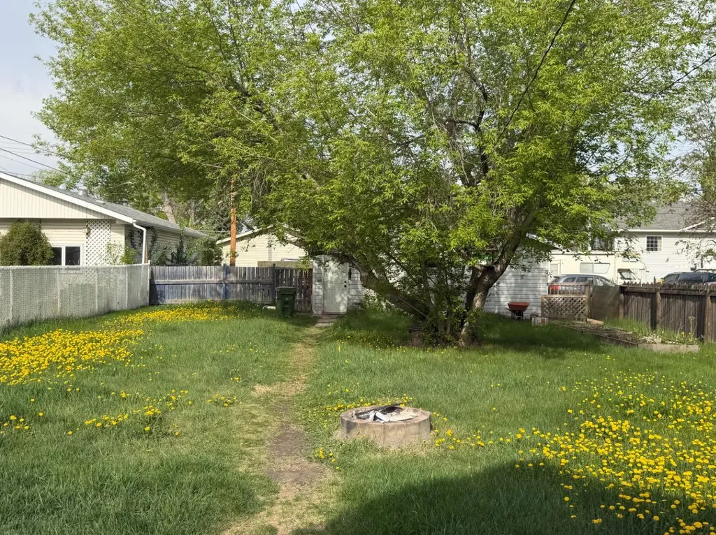 4910 44 Street Camrose AB T4V 1C2
