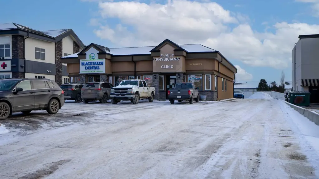 5021 Parkwood Road Blackfalds AB T0M 0J0