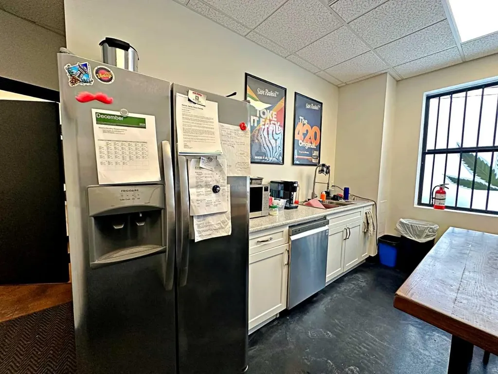 9904 Franklin Avenue Fort Mcmurray AB T9H 2K5