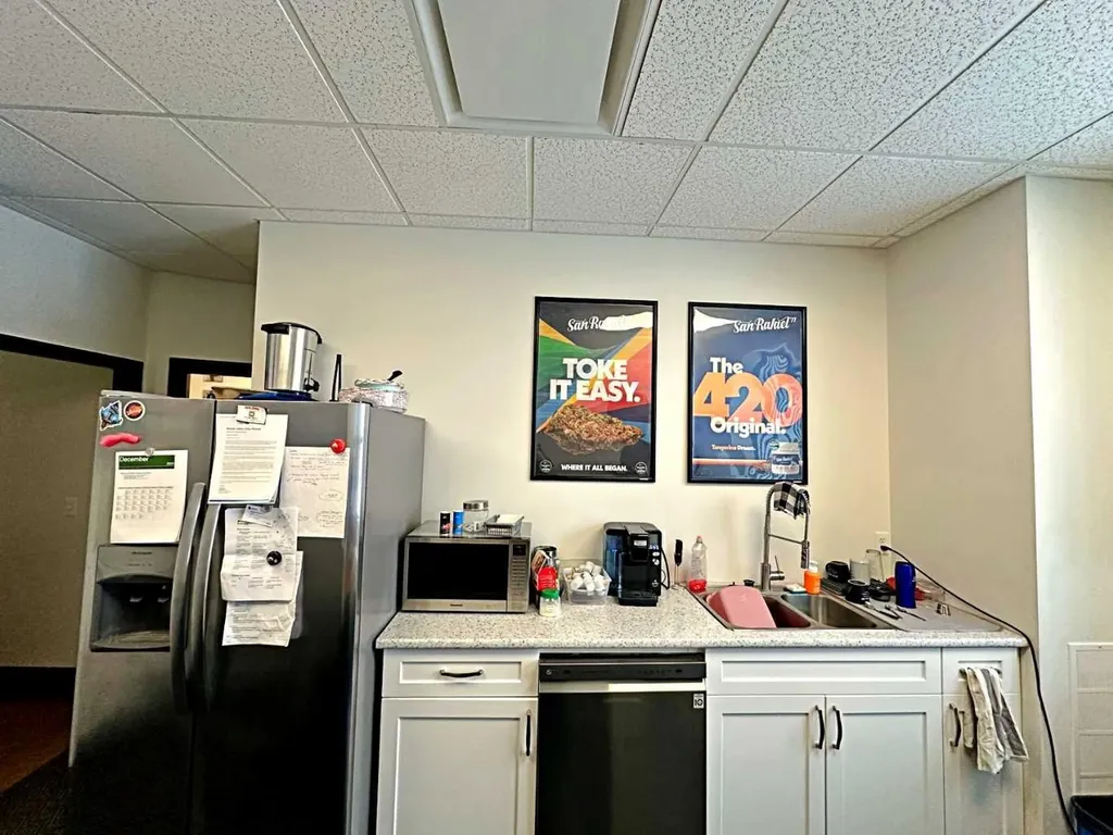 9904 Franklin Avenue Fort Mcmurray AB T9H 2K5