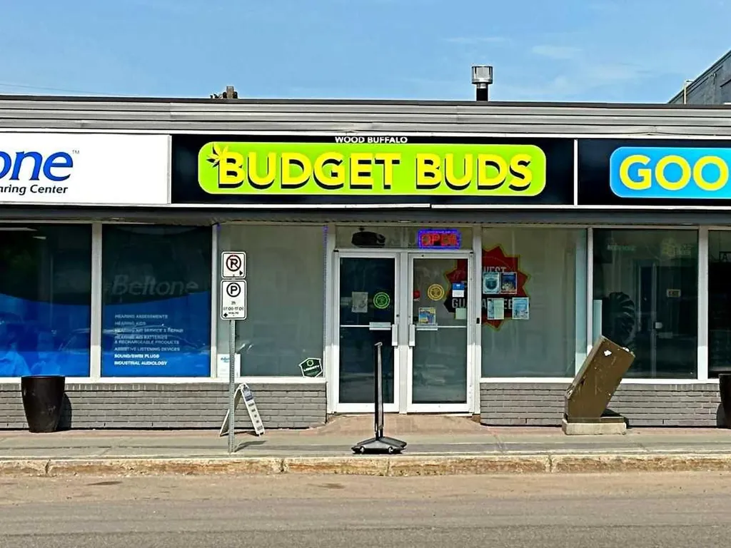 9904 Franklin Avenue Fort Mcmurray AB T9H 2K5