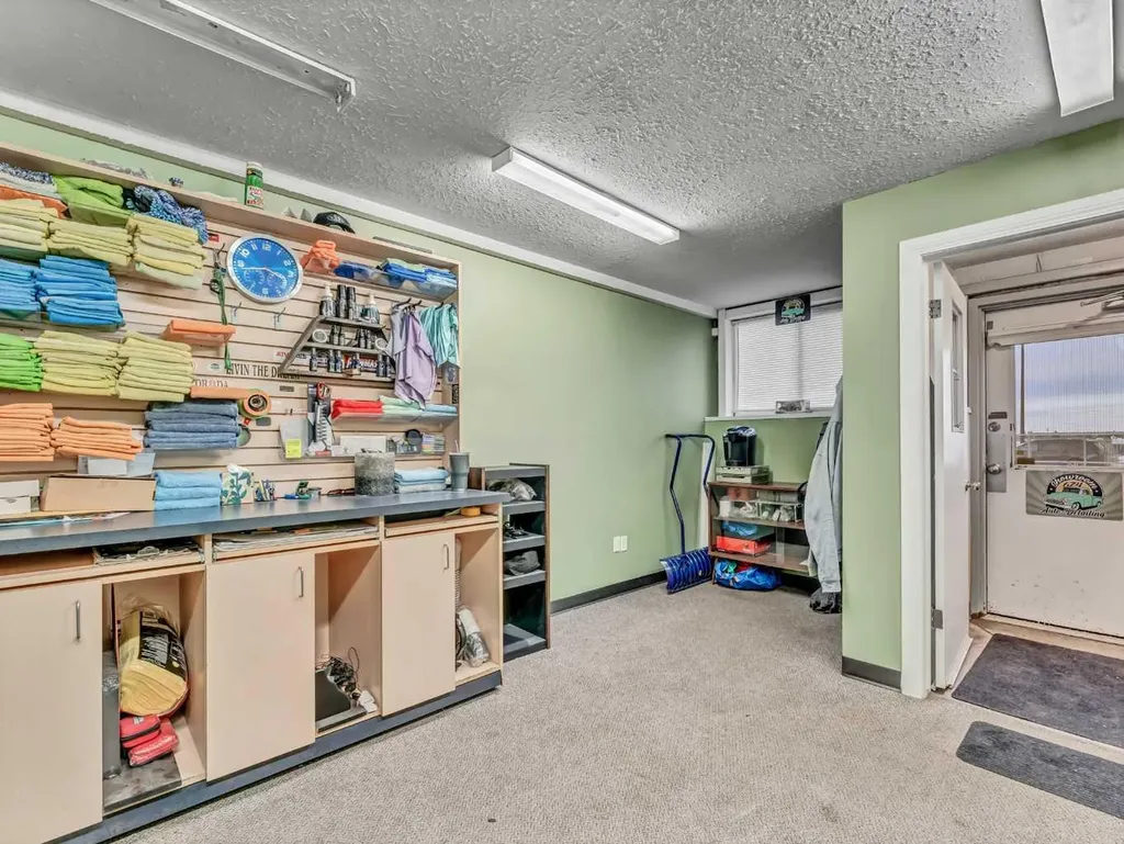 97 South West Drive SW Medicine Hat AB T1B 4J6