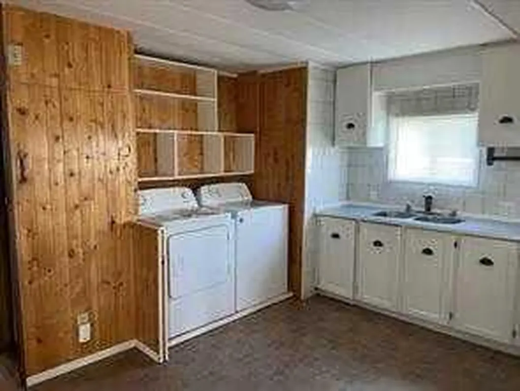 502 Kaybob Drive Fox Creek AB T0H1P0