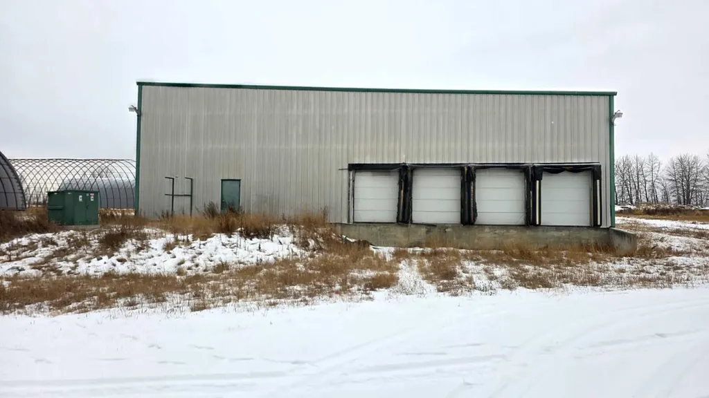 1041 Highway 54 Highway Rural Red Deer County AB T4G 0H6