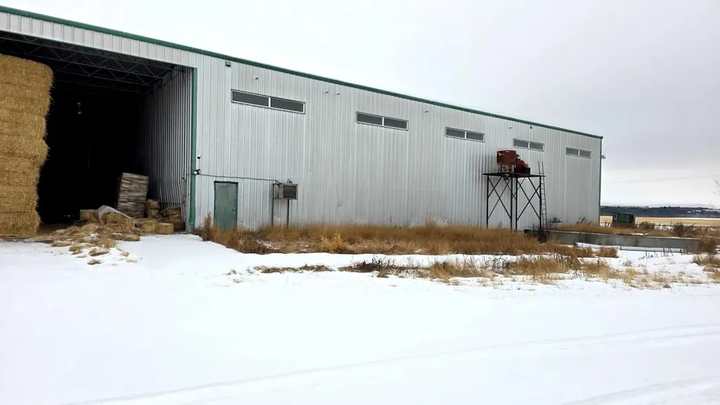 1041 Highway 54 Highway Rural Red Deer County AB T4G 0H6