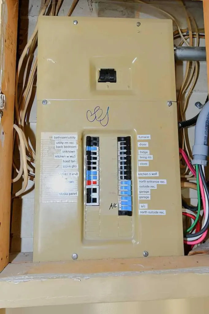 135 21 Street Fort Macleod AB T0L 0Z0