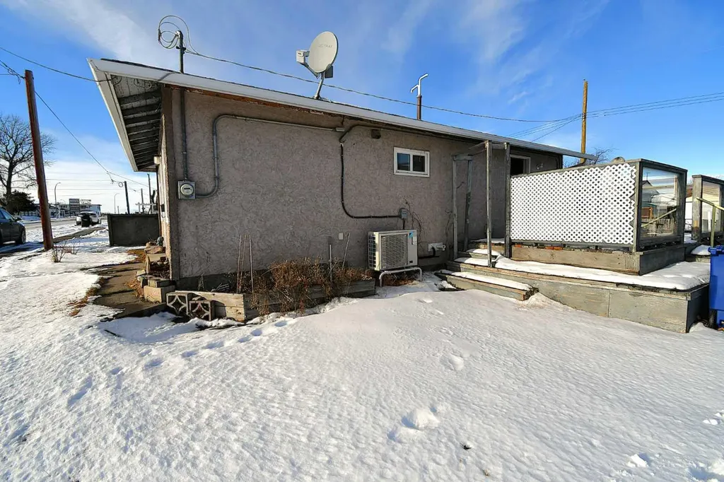 135 21 Street Fort Macleod AB T0L 0Z0