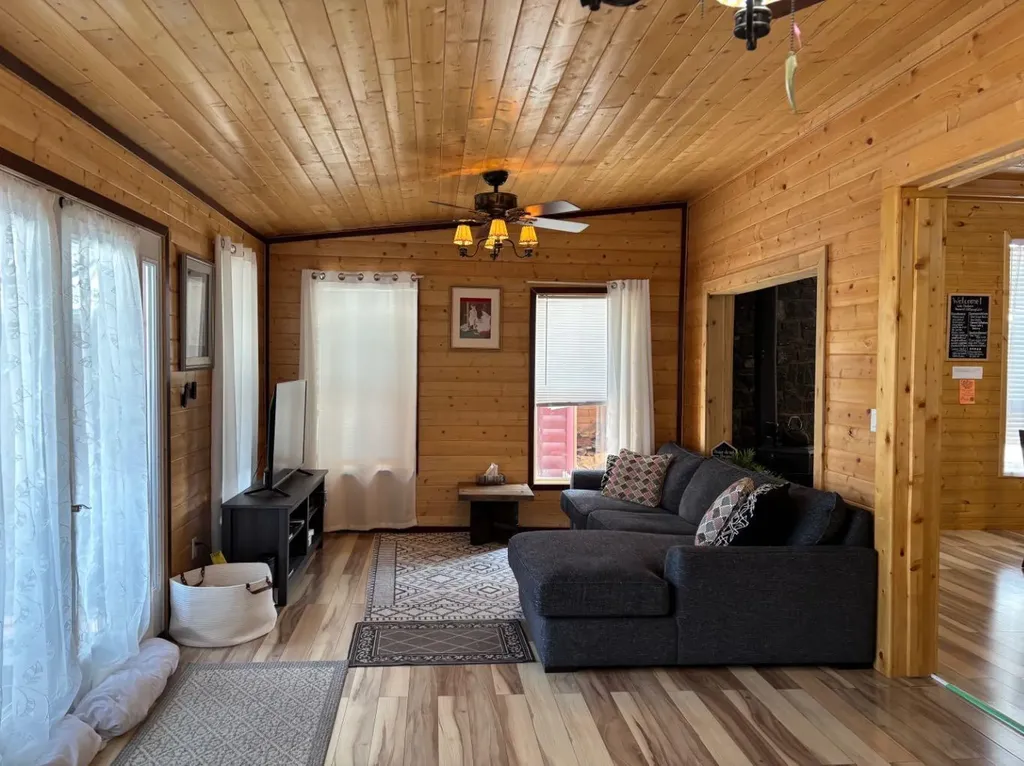 26 Mount Vista Drive Hill Spring AB T0K 1E0