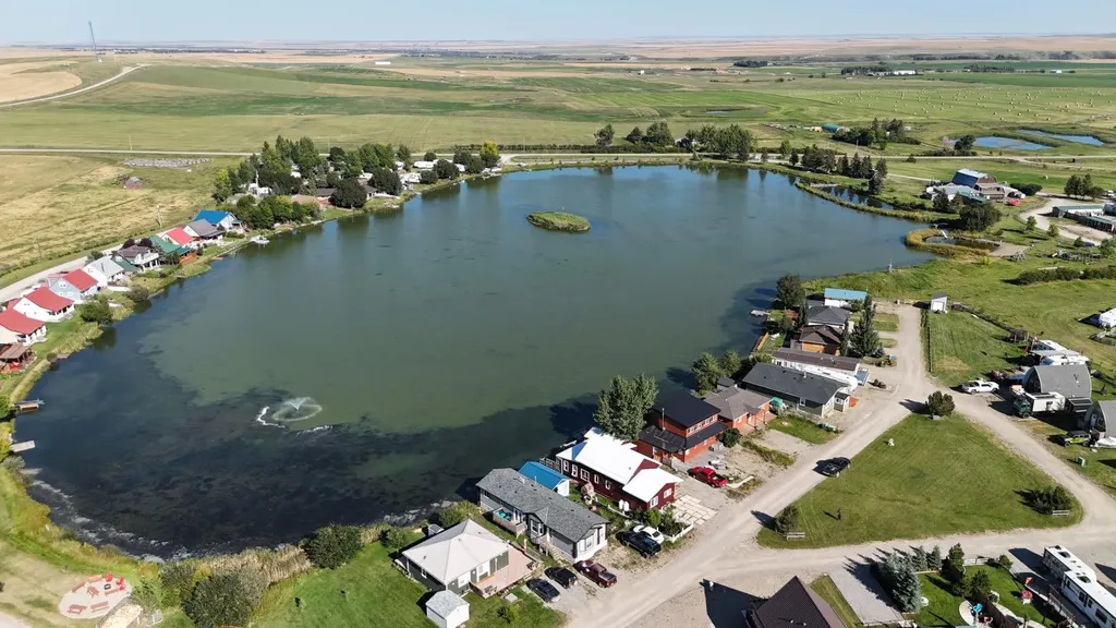 26 Mount Vista Drive Hill Spring AB T0K 1E0