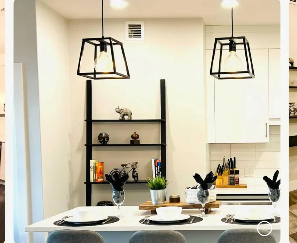 8355 19 Avenue SW Calgary AB T3H 6G3