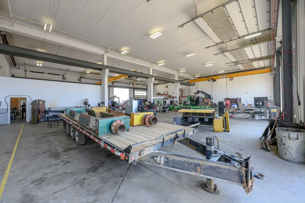 10211 97 Avenue Clairmont AB T8X 0M6
