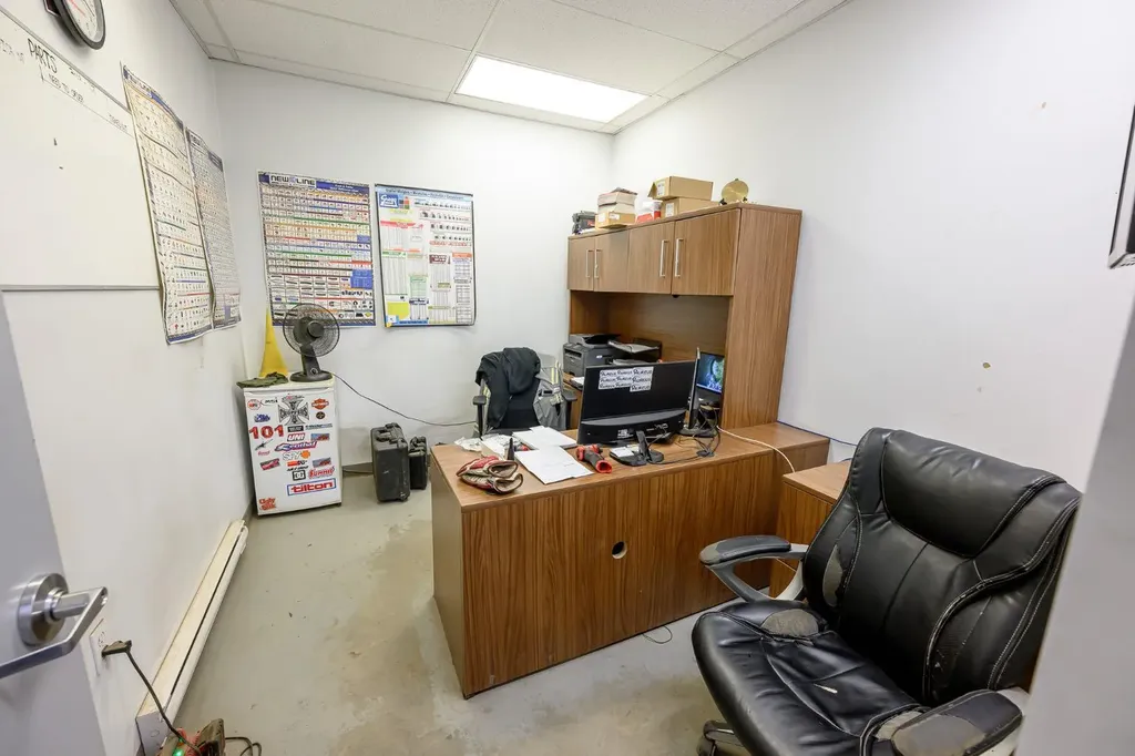 10211 97 Avenue Clairmont AB T8X 0M6