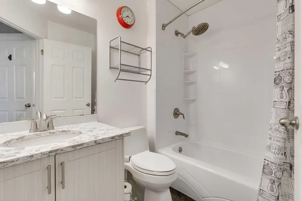 274 Mt Assiniboine Place SE Calgary AB T2Z 2N5