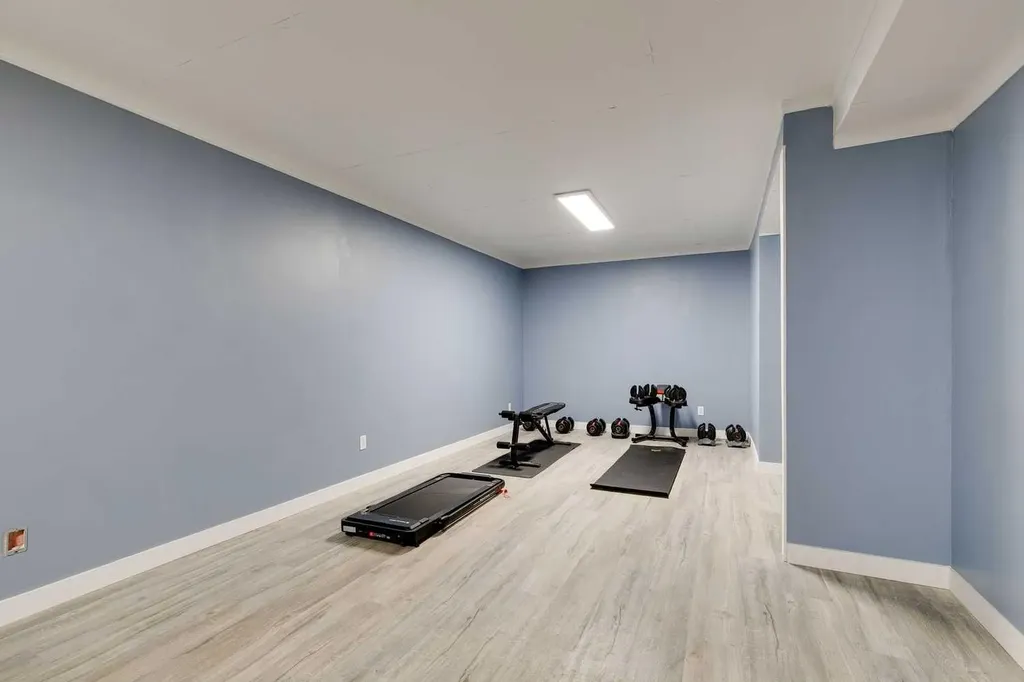 274 Mt Assiniboine Place SE Calgary AB T2Z 2N5
