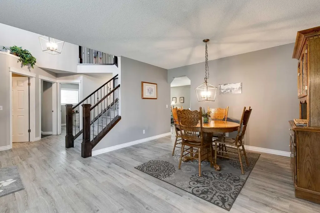 274 Mt Assiniboine Place SE Calgary AB T2Z 2N5