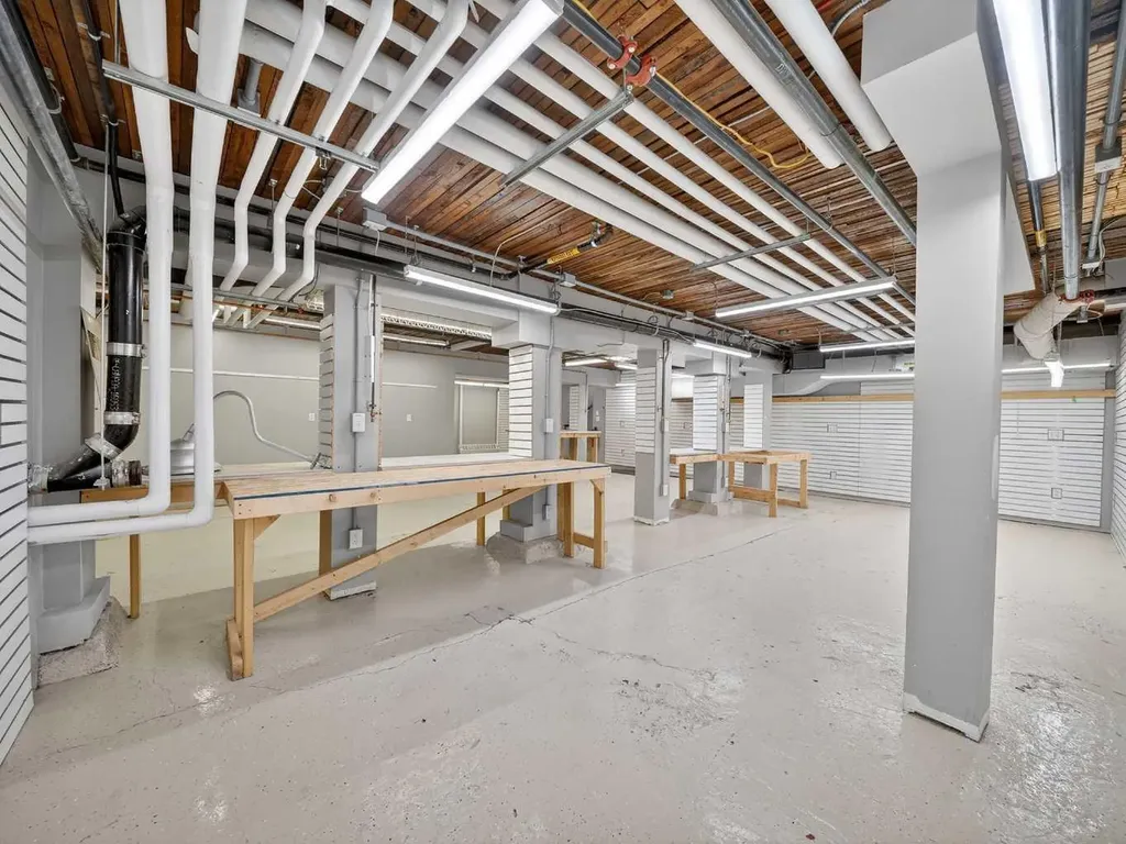 1015 11 Street SE Calgary AB T2T 2T2