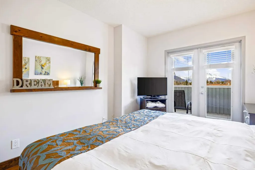 1151 Sidney Street Canmore AB T1W3G1