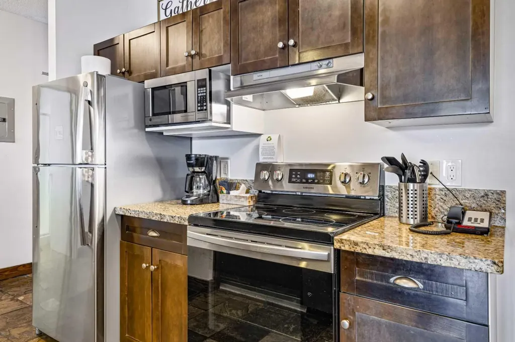 1151 Sidney Street Canmore AB T1W3G1