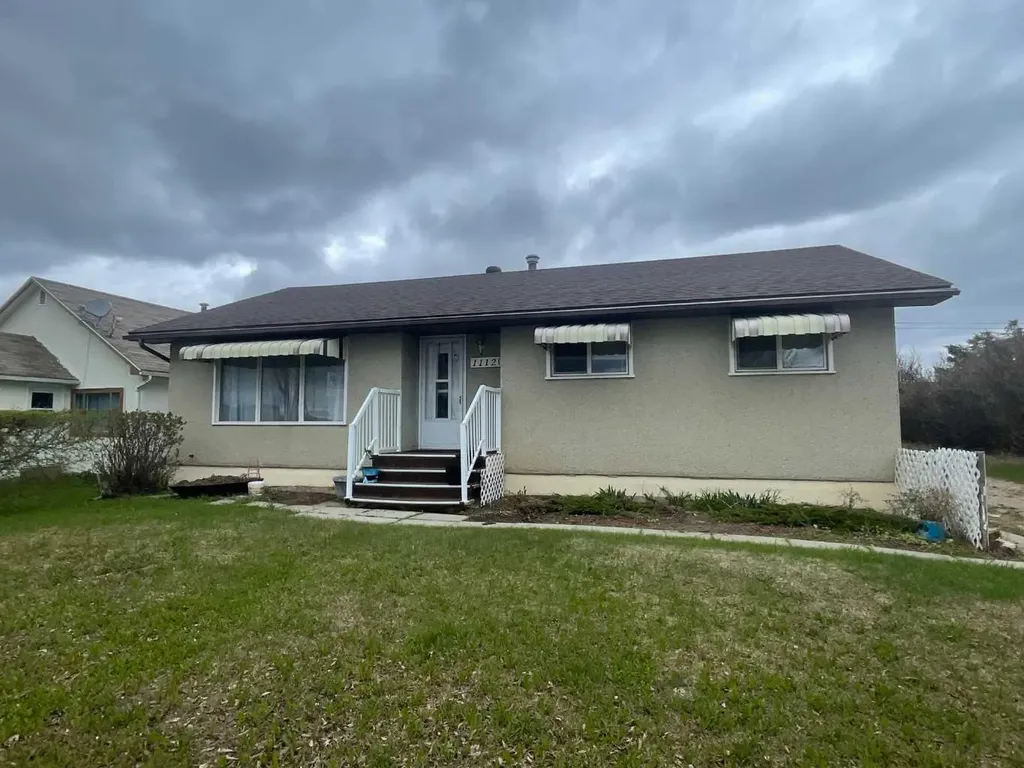 11120 105 Avenue Fairview AB T0H1L0
