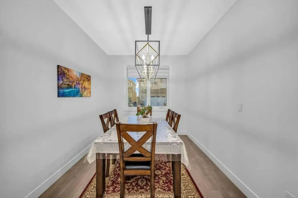 95 Saddlepeace Way NE Calgary AB T3J2J5