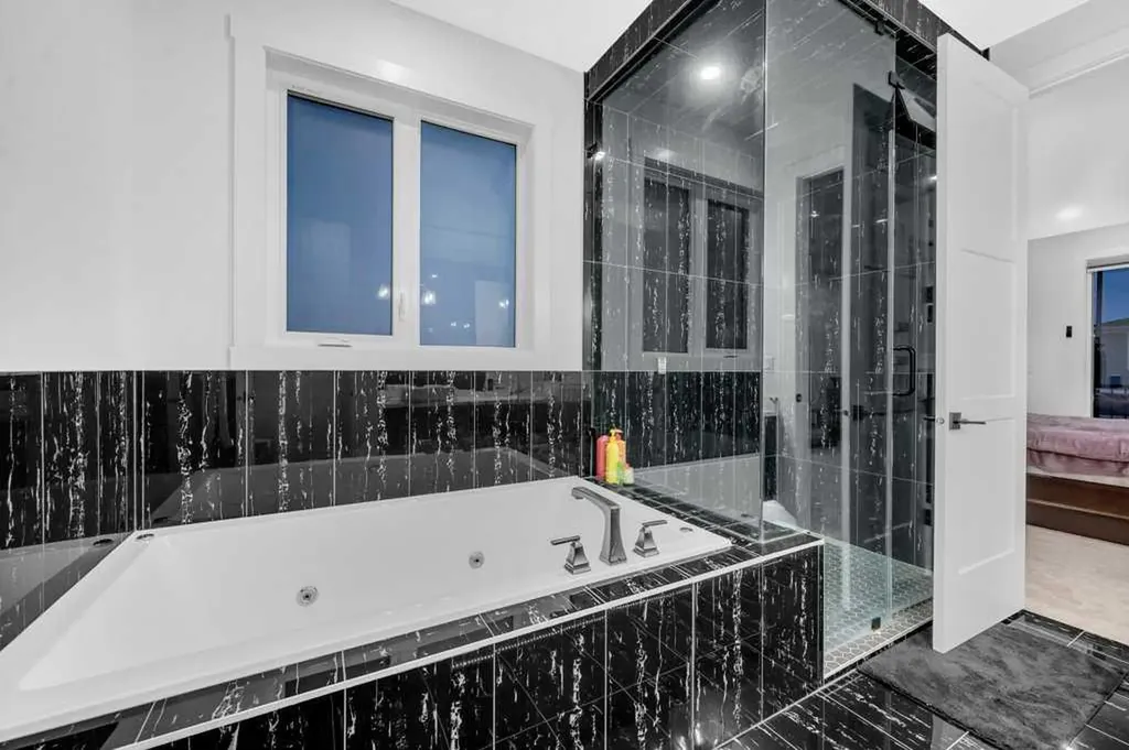 95 Saddlepeace Way NE Calgary AB T3J2J5