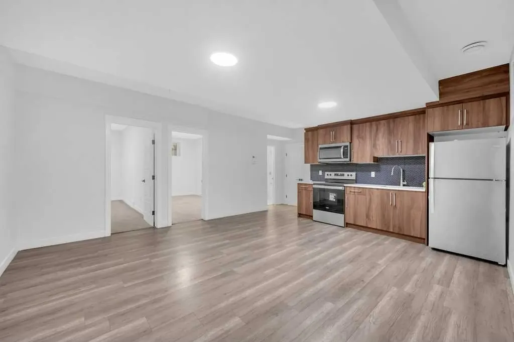 95 Saddlepeace Way NE Calgary AB T3J2J5