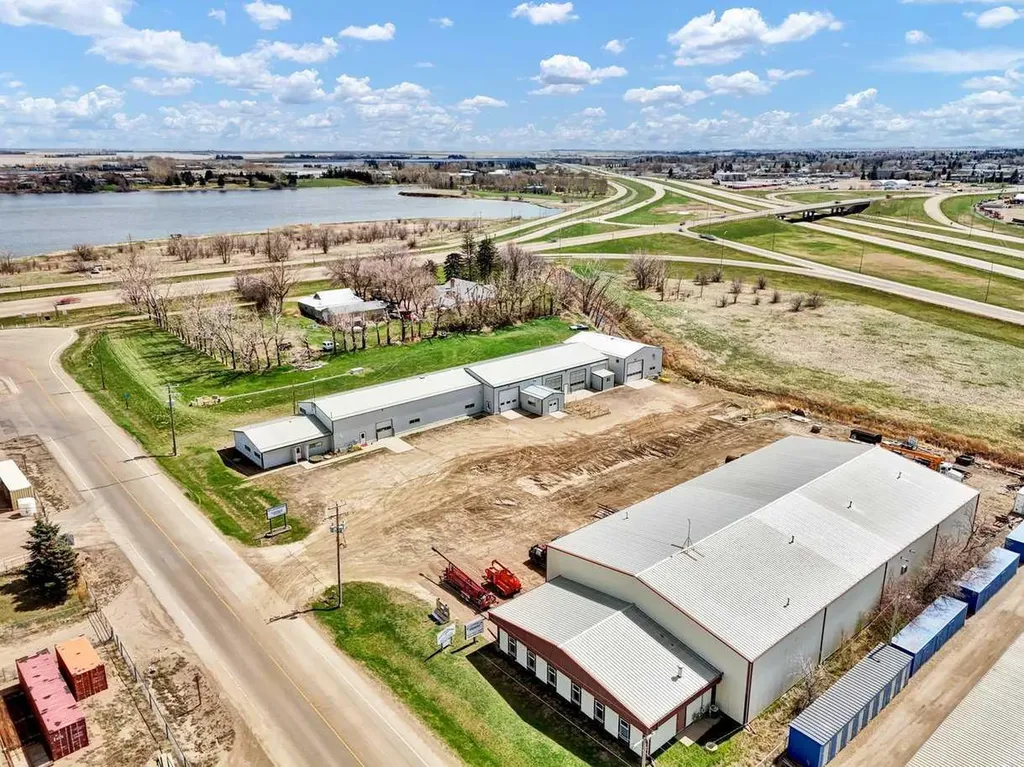 Rural Newell County of AB, 191056 Highway 873, Unit 208