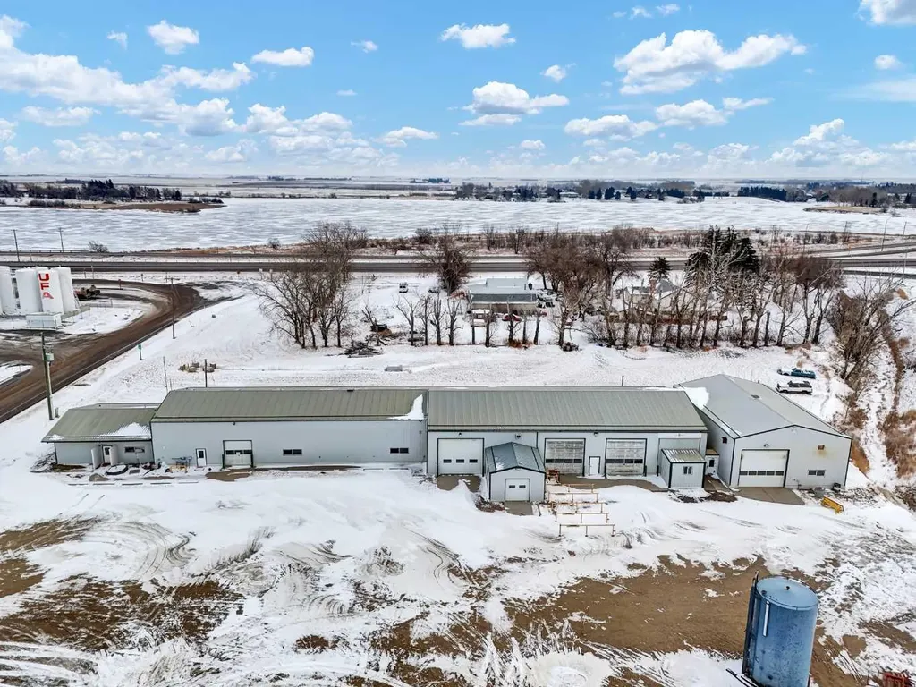 191056 Highway 873 Rural Newell County Of AB T1R1B6