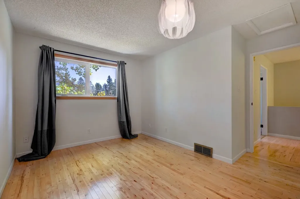 200 Three Sisters Drive Canmore AB T1W 2M1