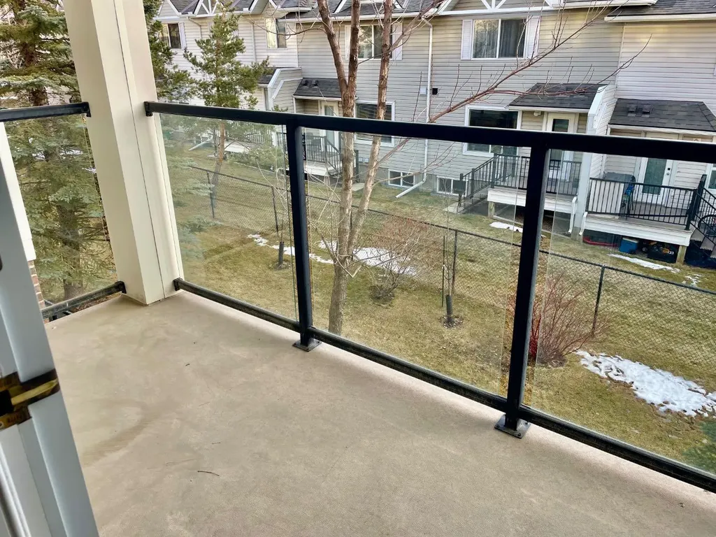 928 Arbour Lake Road NW Calgary AB T3G5T2