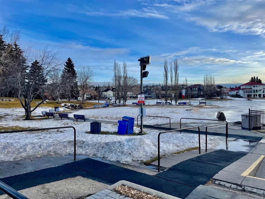 928 Arbour Lake Road NW Calgary AB T3G5T2