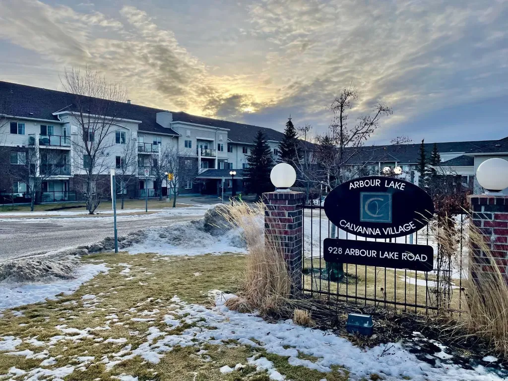 928 Arbour Lake Road NW Calgary AB T3G5T2