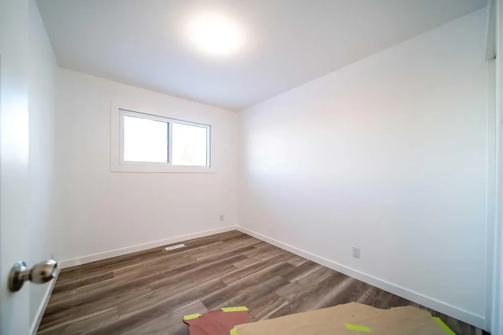 226 5 Avenue Wainwright AB T9W 1A8