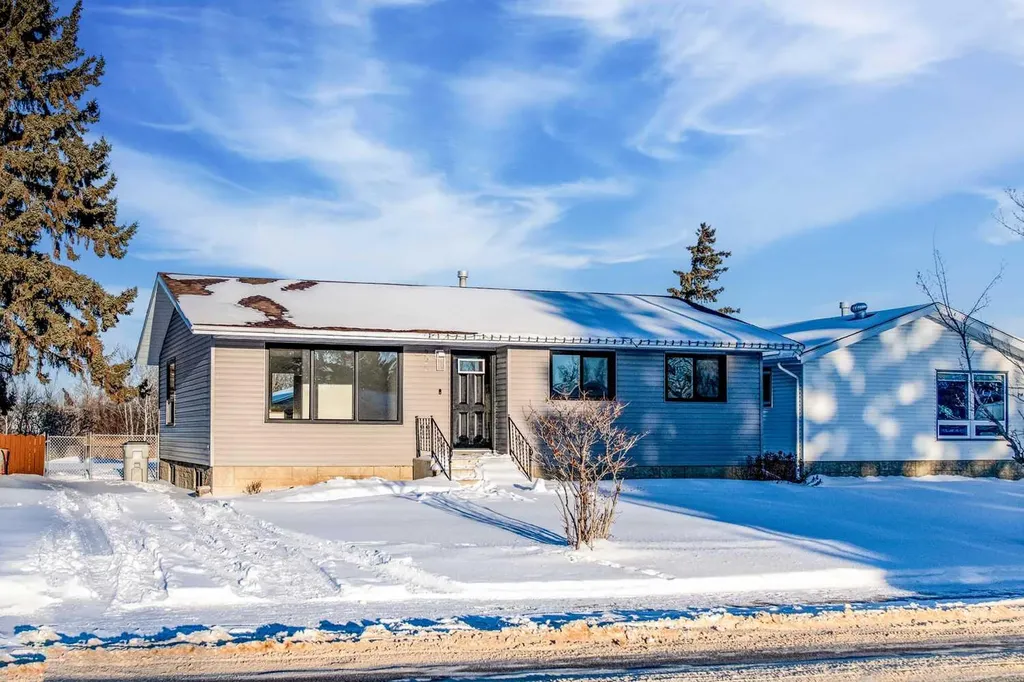 226 5 Avenue Wainwright AB T9W 1A8