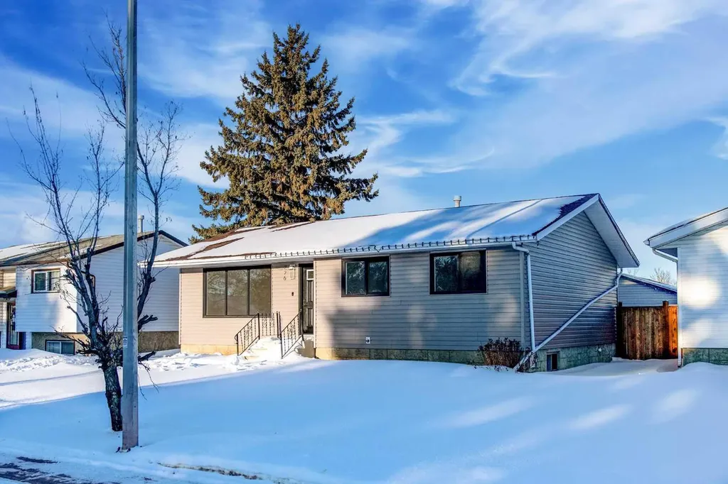 226 5 Avenue Wainwright AB T9W 1A8