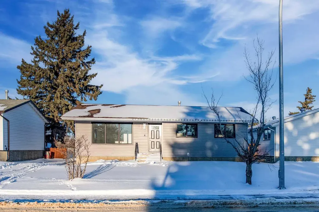 226 5 Avenue Wainwright AB T9W 1A8