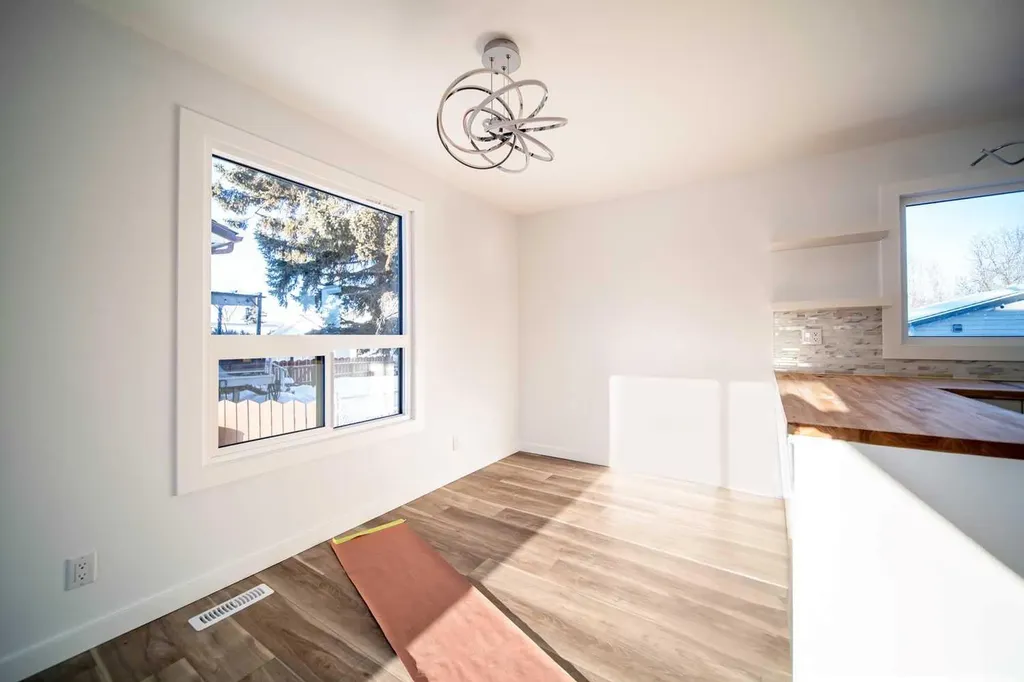 226 5 Avenue Wainwright AB T9W 1A8