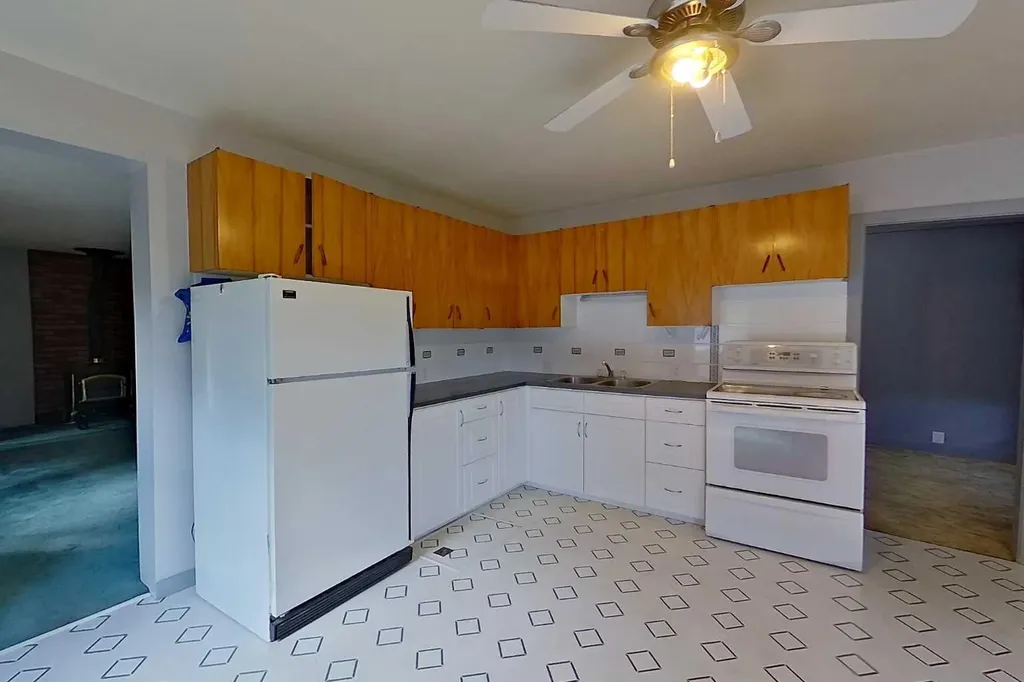 5009 48 Avenue Athabasca AB T9S 1K7