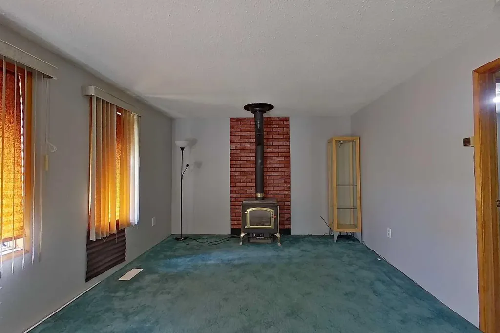 5009 48 Avenue Athabasca AB T9S 1K7
