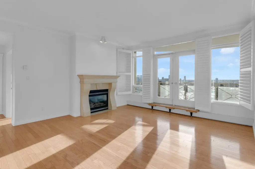 1718 14 Avenue NW Calgary AB T2N 4Y7