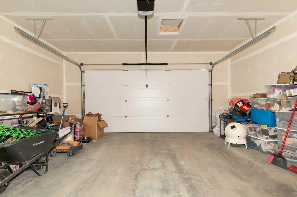308 Grassland Boulevard W Lethbridge AB T1J 5V1