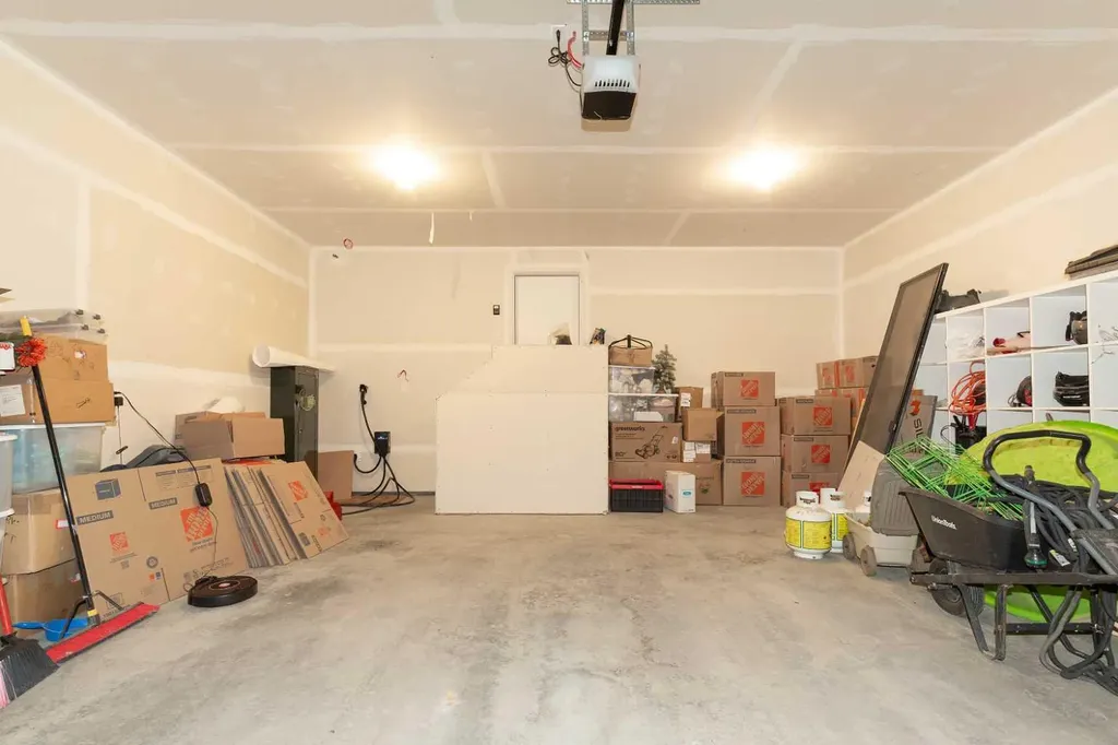 308 Grassland Boulevard W Lethbridge AB T1J 5V1