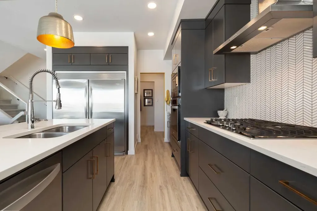 308 Grassland Boulevard W Lethbridge AB T1J 5V1