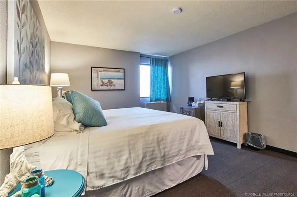 913 19a Avenue Coaldale AB T1M 1A4
